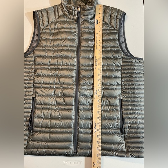 NWT Men’s XL Alaskan Hardgear Aniak Down Grey Vest by Duluth Trading Company - Picture 4 of 11
